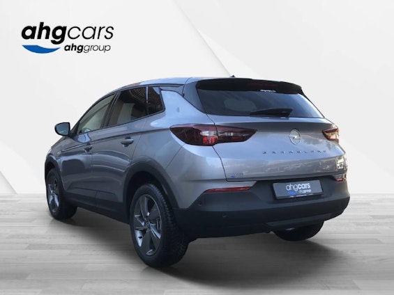 Vehicle image 2 Vehicle image 2