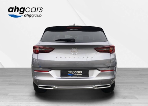 Vehicle image 3 Vehicle image 3