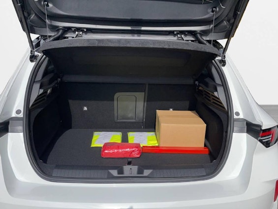 Vehicle image 8 Vehicle image 8