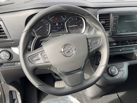 Vehicle image 5 Vehicle image 5