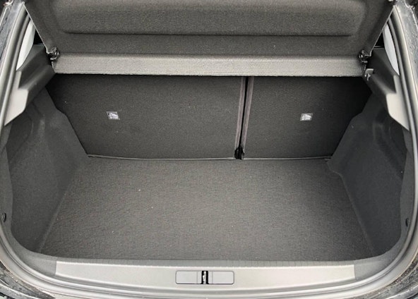 Vehicle image 8 Vehicle image 8