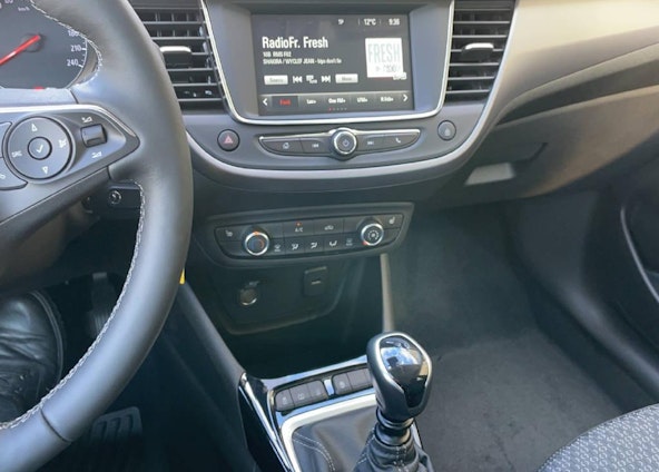 Vehicle image 6 Vehicle image 6