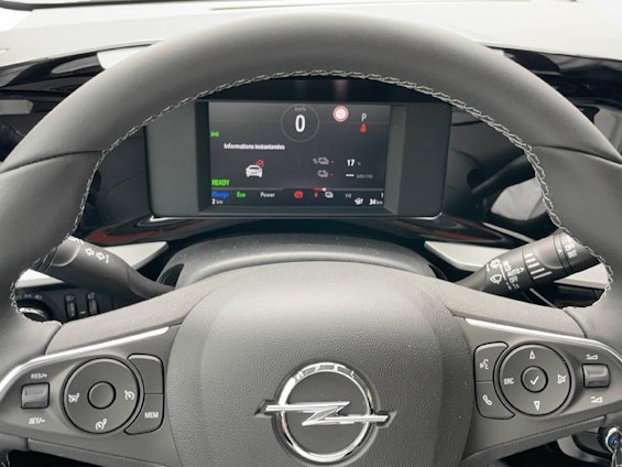 Vehicle image 5 Vehicle image 5