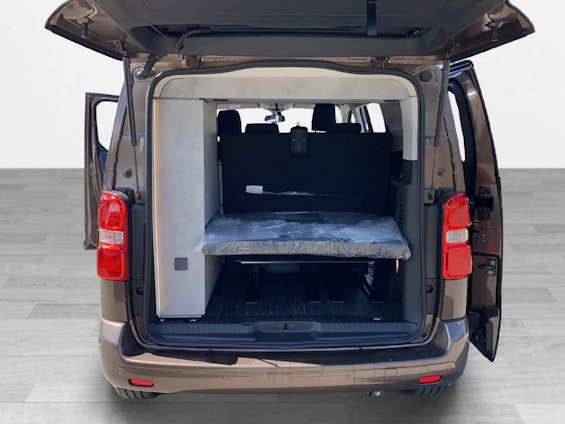 Vehicle image 8 Vehicle image 8