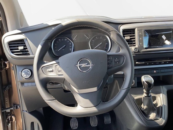 Vehicle image 5 Vehicle image 5