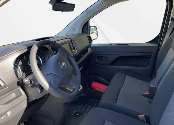 Vehicle image 4 Vehicle image 4