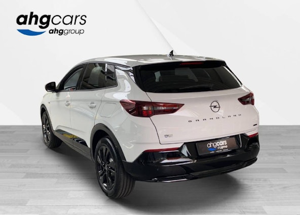 Vehicle image 2 Vehicle image 2