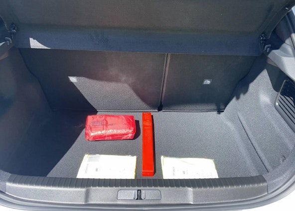 Vehicle image 8 Vehicle image 8