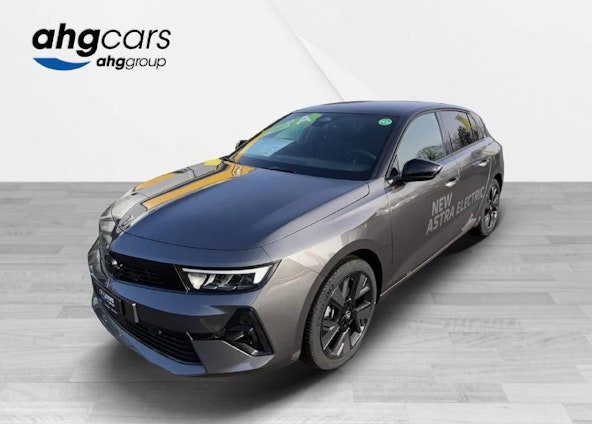 First vehicle image First vehicle image