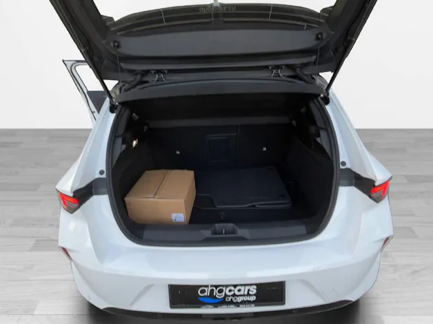 Opel Astra-e Swiss Plus