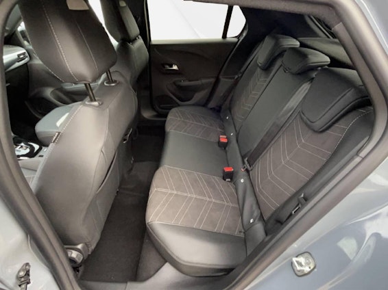 Vehicle image 7 Vehicle image 7