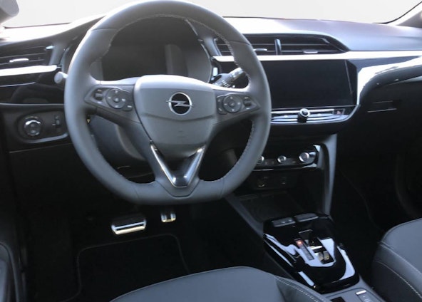 Vehicle image 4 Vehicle image 4