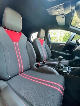 Vehicle image 10 Vehicle image 10