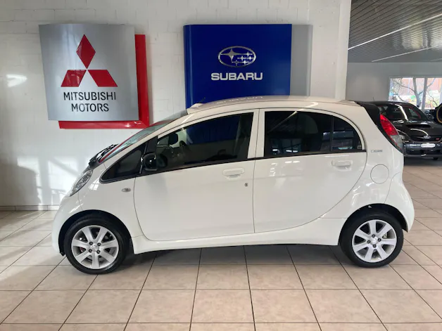 Peugeot i-On Active