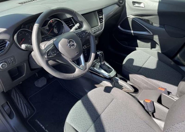 Vehicle image 5 Vehicle image 5