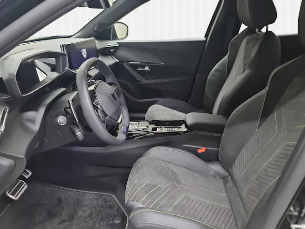 Peugeot 2008 1.2 PureTech 130 GT