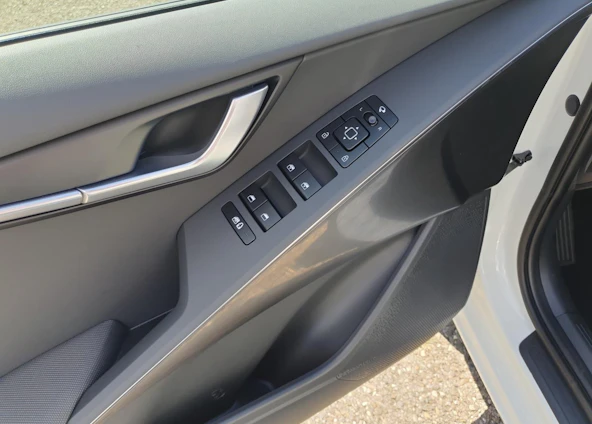 Fahrzeugbild 10 Fahrzeugbild 10