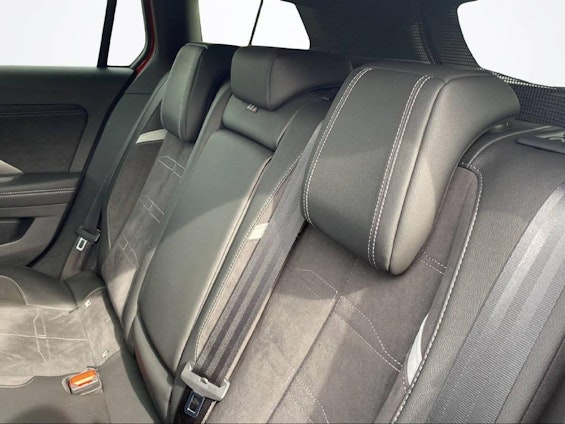 Vehicle image 15 Vehicle image 15