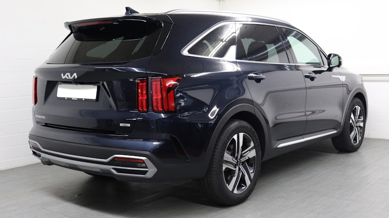 Vehicle image KIA SORENTO