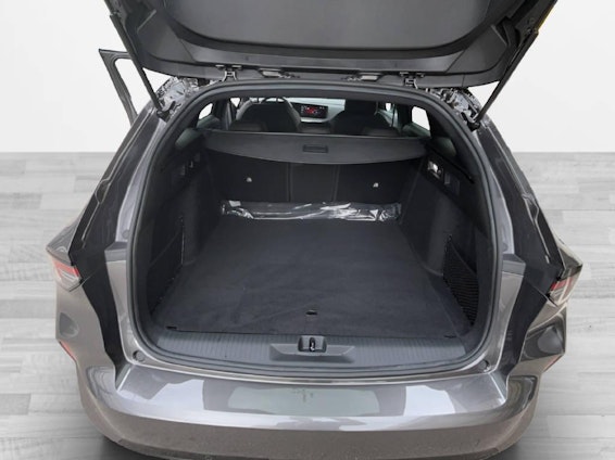 Vehicle image 8 Vehicle image 8