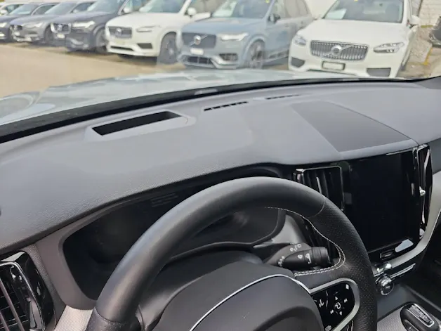 Volvo XC60 2.0 D4 R-Design AWD