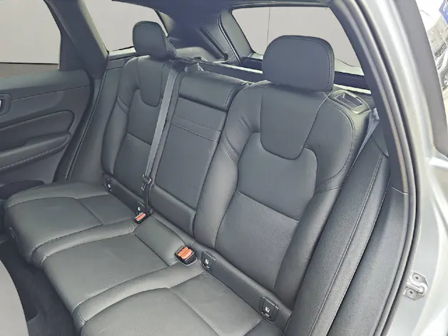 Volvo XC60 2.0 D4 R-Design AWD