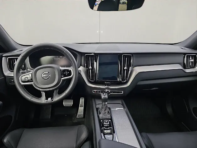 Volvo XC60 2.0 D4 R-Design AWD