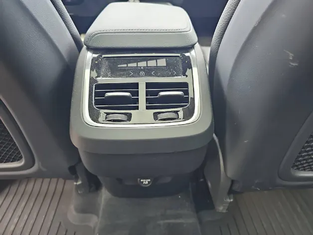 Volvo XC60 2.0 D4 R-Design AWD