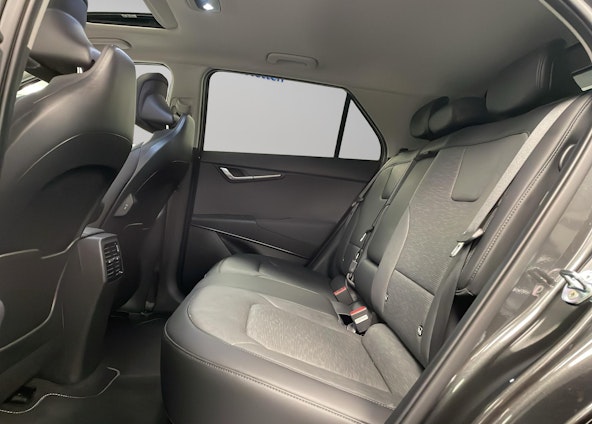 Vehicle image 9 Vehicle image 9