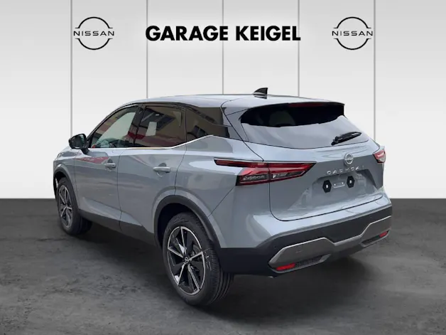 Nissan Qashqai 1.3 DIG-T 158 Tekna
