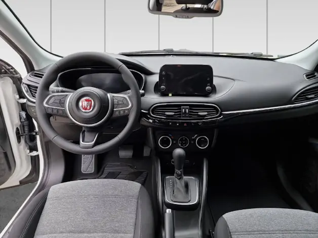 Fiat Tipo SW 1.5 Hybrid Cross