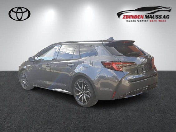 Vehicle image 3 Vehicle image 3