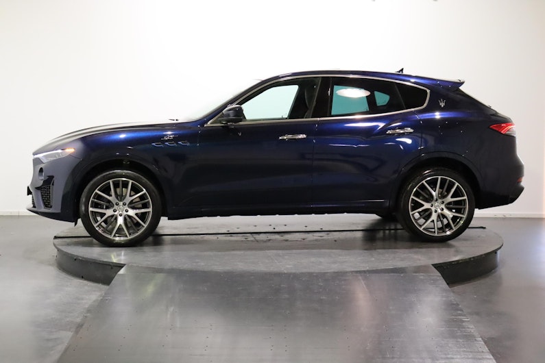 Vehicle image MASERATI LEVANTE