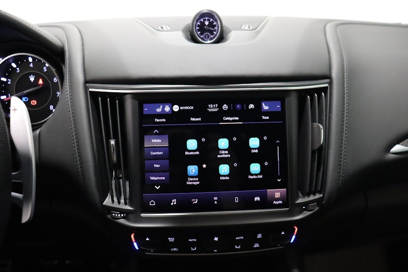 Vehicle image MASERATI LEVANTE