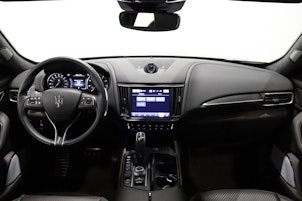 Vehicle image MASERATI Levante 2.0 Hybrid GT