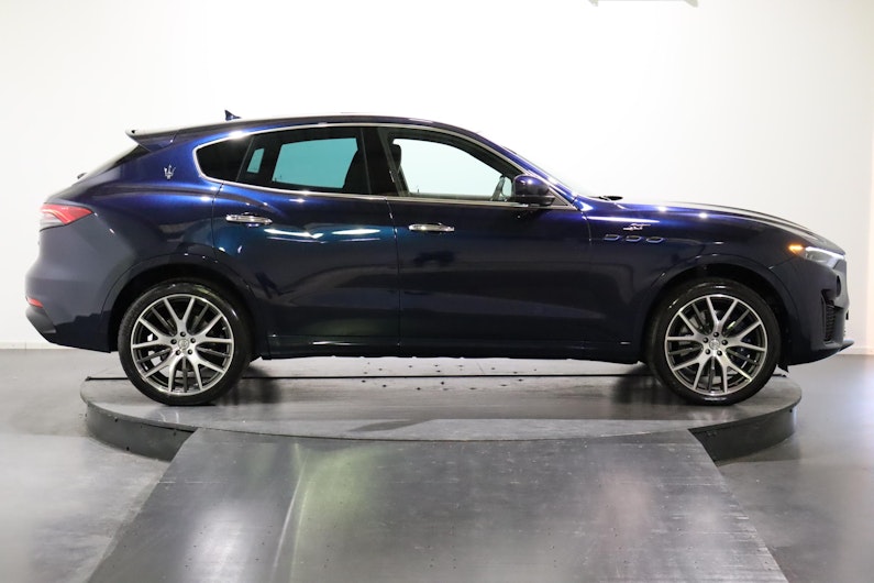 Vehicle image MASERATI LEVANTE