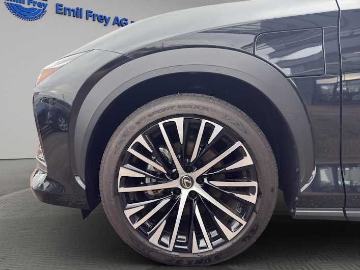 Vehicle image LEXUS RZ