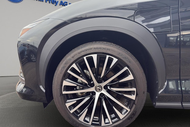 Vehicle image 9 Vehicle image 9