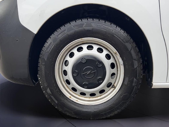 Vehicle image 6 Vehicle image 6