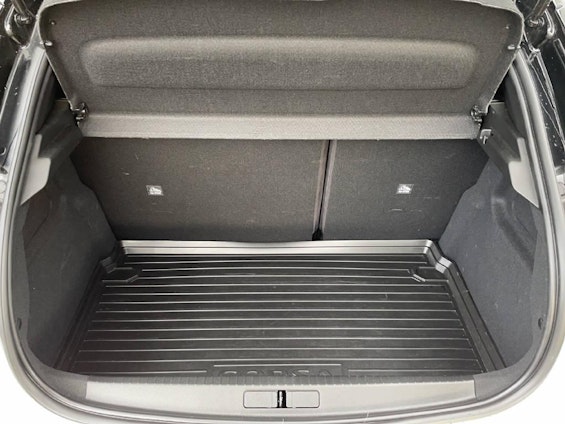 Vehicle image 9 Vehicle image 9