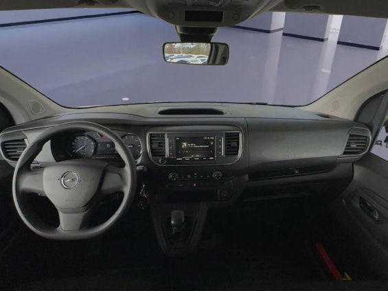 Vehicle image 4 Vehicle image 4