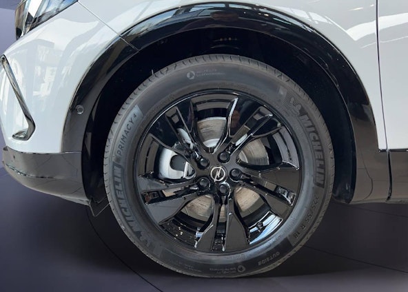 Vehicle image 6 Vehicle image 6