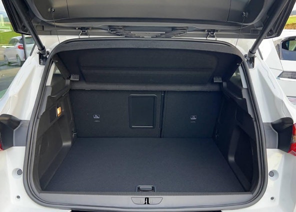 Vehicle image 8 Vehicle image 8