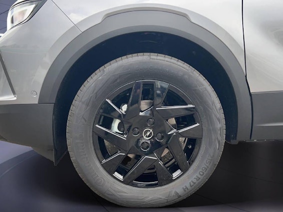 Vehicle image 6 Vehicle image 6