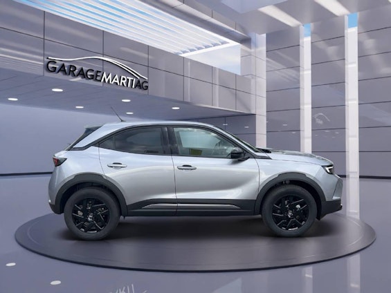 Vehicle image 2 Vehicle image 2