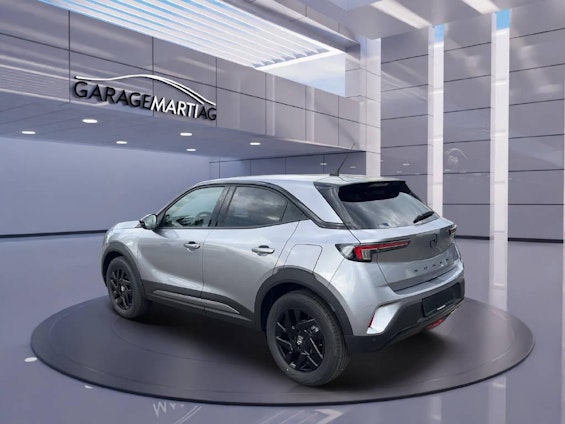 Vehicle image 3 Vehicle image 3