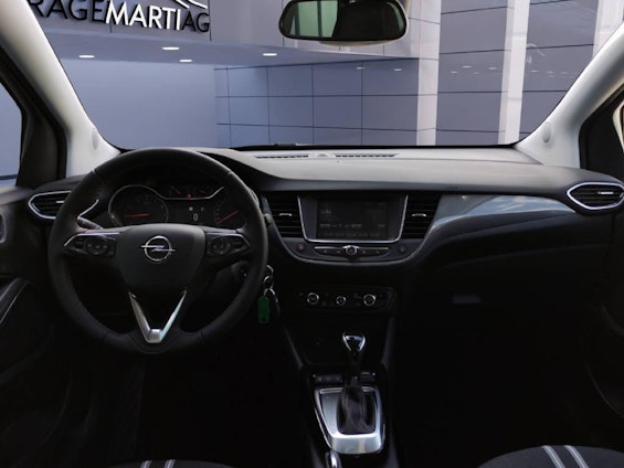 Vehicle image 4 Vehicle image 4