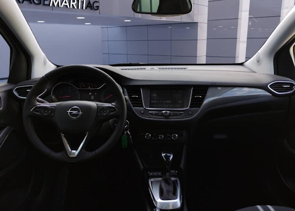 Vehicle image 4 Vehicle image 4