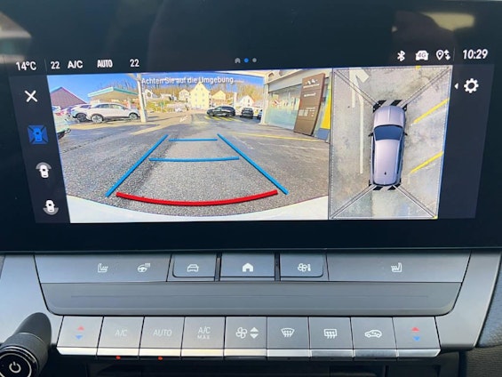 Vehicle image 8 Vehicle image 8