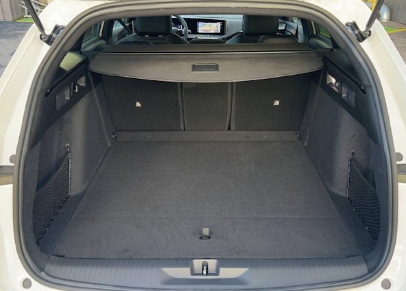 Vehicle image 9 Vehicle image 9